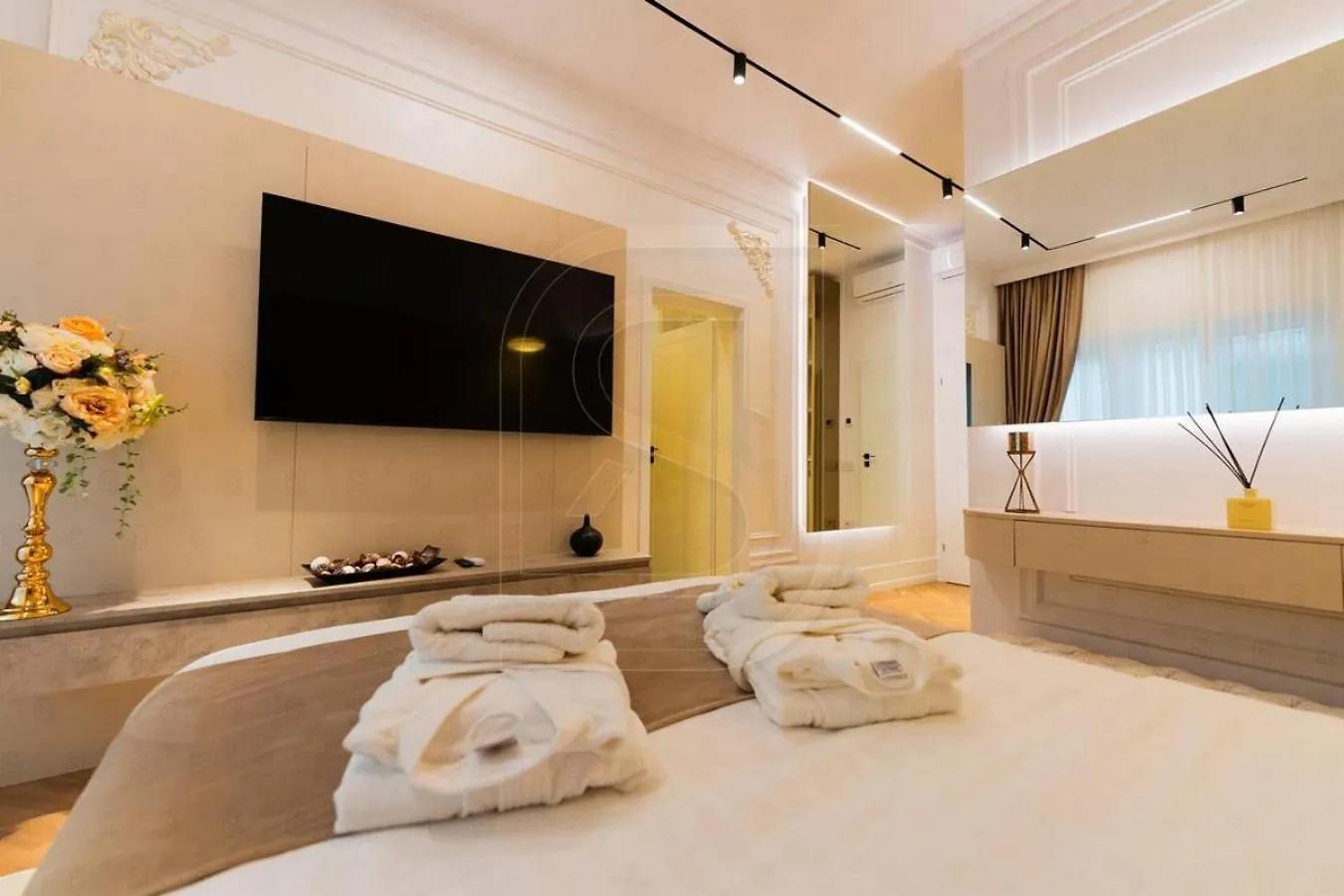 Rosenthal By Kristal Collection Apartment Bucharest